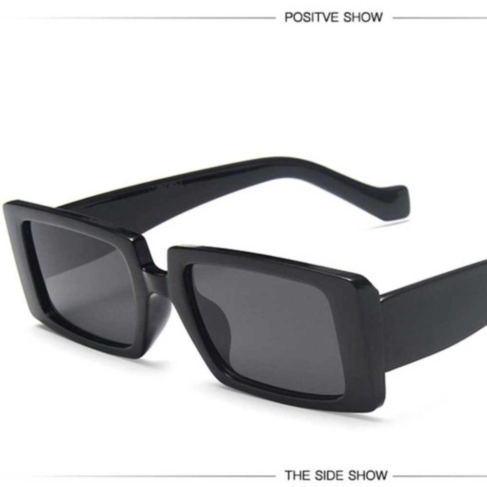 Black Rectangle Retro Sunglasses